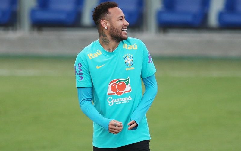 Por problema no voo, Neymar não se apresenta à Seleção Brasileira