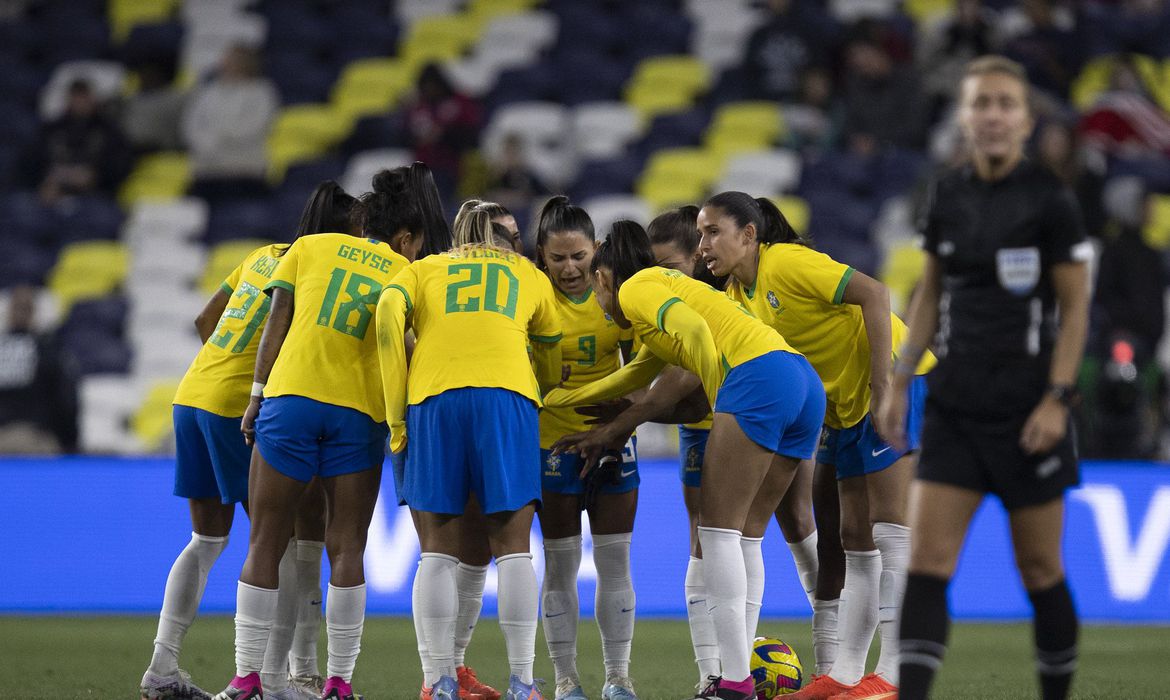 Servidores públicos terão ponto facultativo em jogos da seleção feminina na  Copa