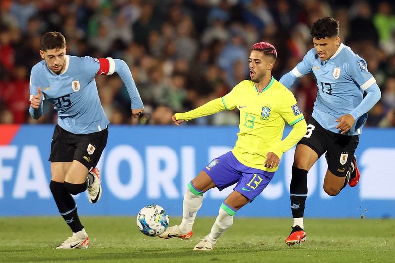 VÍDEO: Galvão Bueno detona a seleção após derrota para o Uruguai: Nunca vi  um time tão ruim vestir a camisa pentacampeã - Esportes - Jornal NH